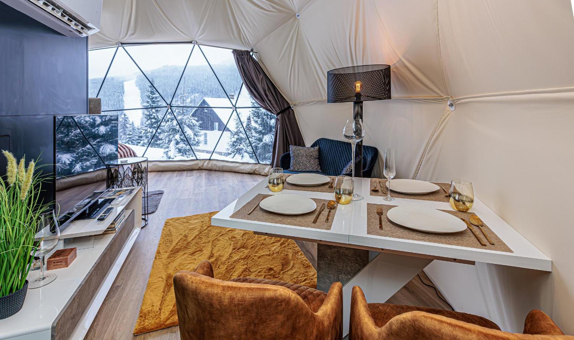 Glamping Spindl One&Only Hotell Špindlerŭv Mlýn Exteriör bild