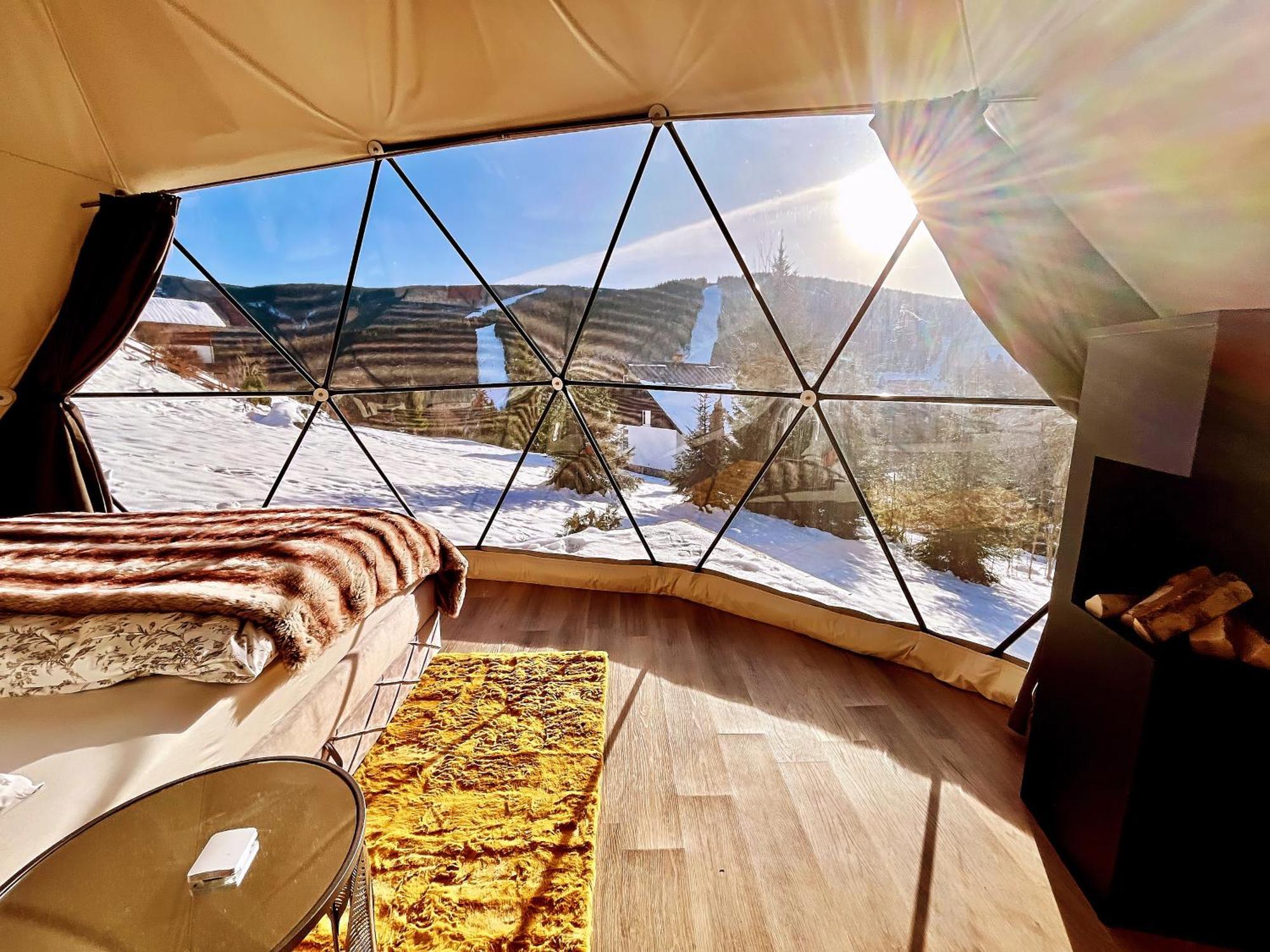 Glamping Spindl One&Only Hotell Špindlerŭv Mlýn Exteriör bild