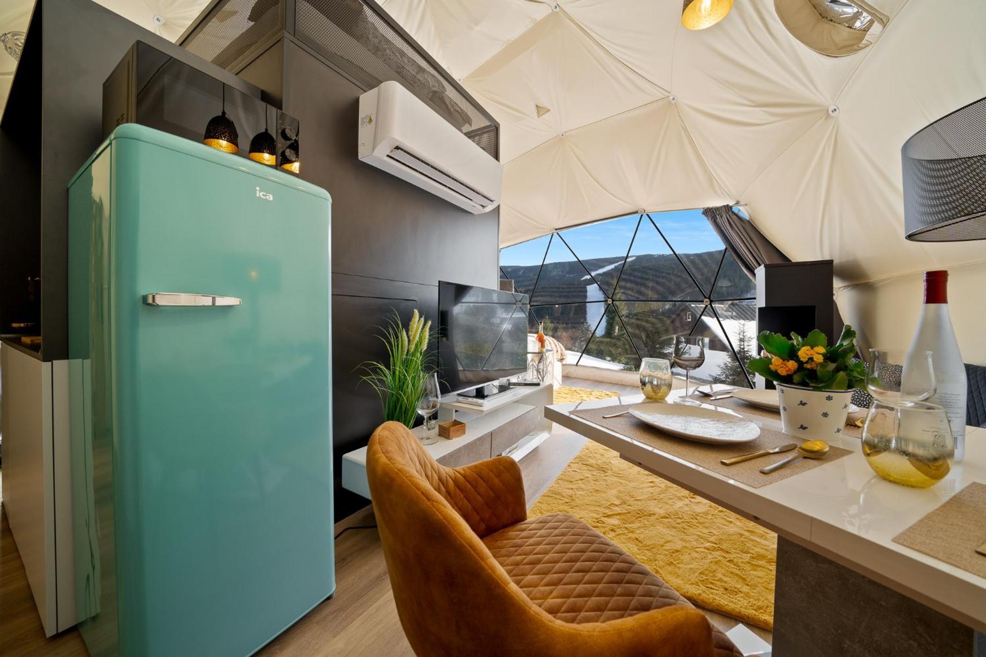 Glamping Spindl One&Only Hotell Špindlerŭv Mlýn Exteriör bild